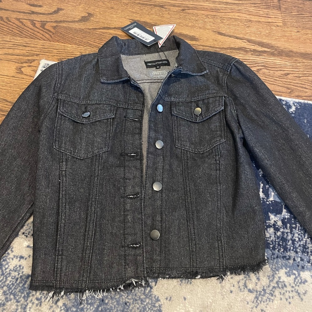 PrettyLittleThing Black Raw Edge Jean Jacket